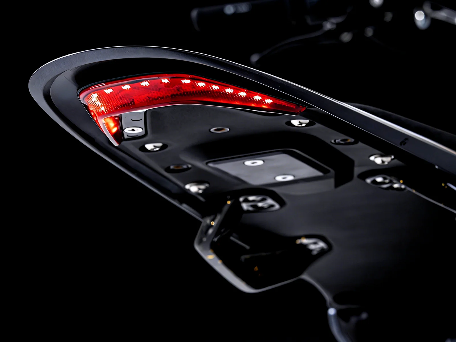YVolt Surge V – 97V High-Power Electric Dirt Bike for Off-Road Riders